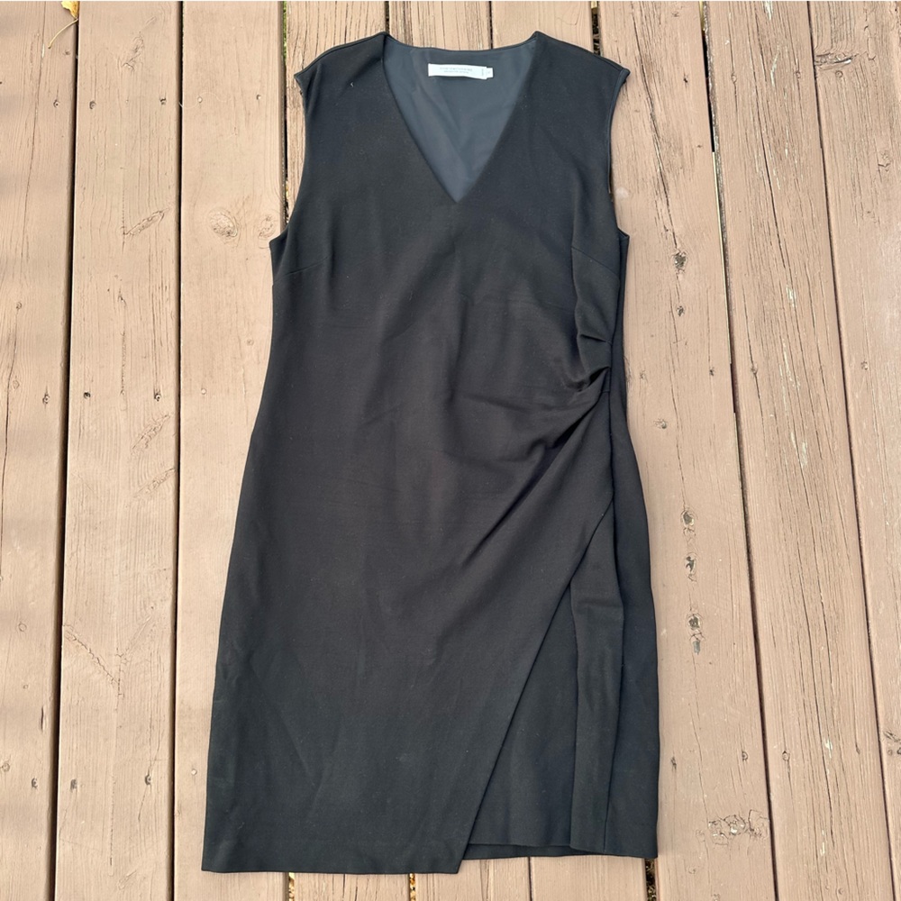 ✨HOST PICK✨ SIMONS CONTEMPORAINE SLEEVELESS DRESS (Size 16)